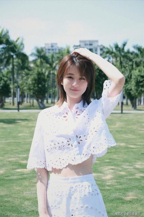 娱乐吃瓜酱和毒舌扒姨太,揭秘娱乐圈背后的真相与笑料 第1张 娱乐吃瓜酱和毒舌扒姨太,揭秘娱乐圈背后的真相与笑料 第1张